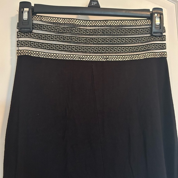 COPY - Long black and gold, Egyptian detail, flowy maxi skirt - Picture 3 of 4